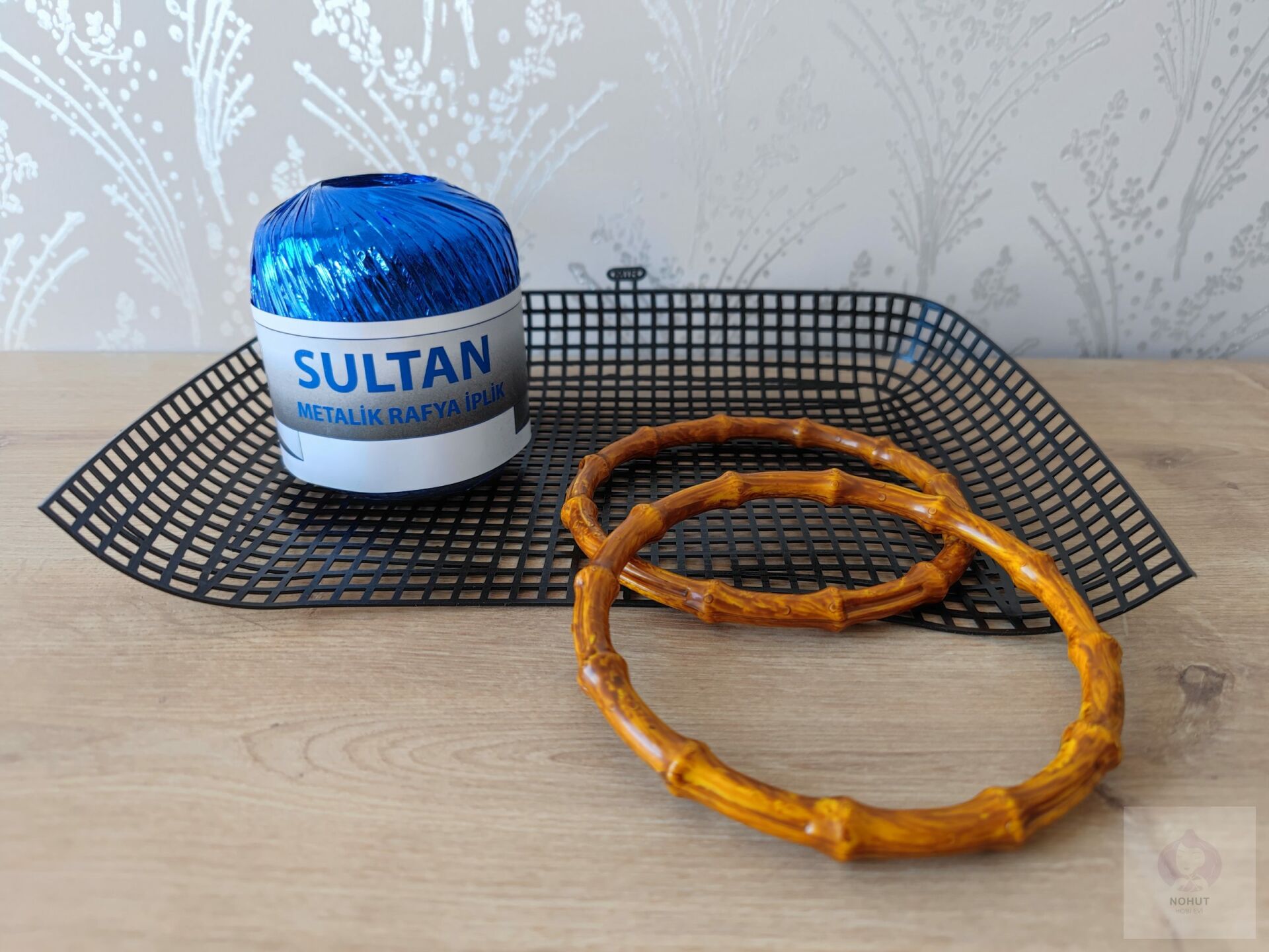 Sultan Metalik Raffia Saks 107
