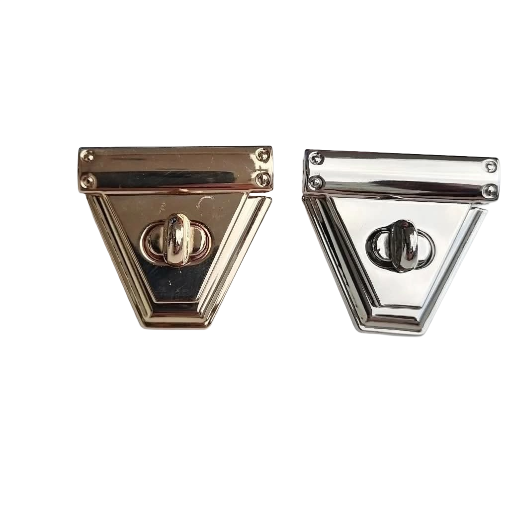 Çanta Kapama Klipsi Küçük Üçgen Gümüş