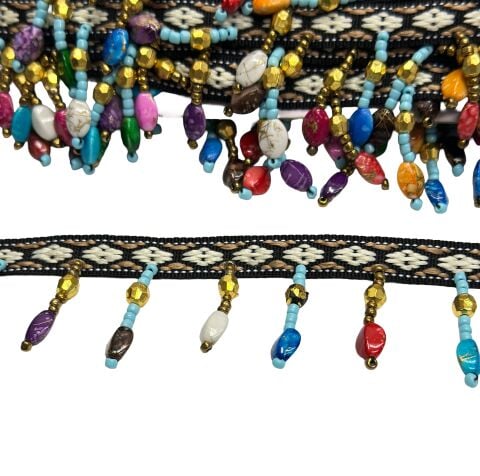 İthal Püsküllü Şerit 2430-6 Siyah-Beyaz Klim Desenli Renkli Kum Boncuk ve Kesme Taşlı 1 Metre