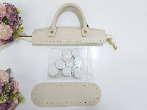Suni Deri Pullu 25cm Fermuarlı Tutmaçlı Çanta Seti Krem
